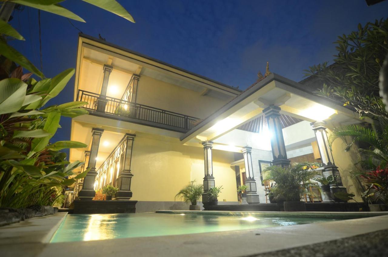 Kusuma Guesthouse チャングー エクステリア 写真