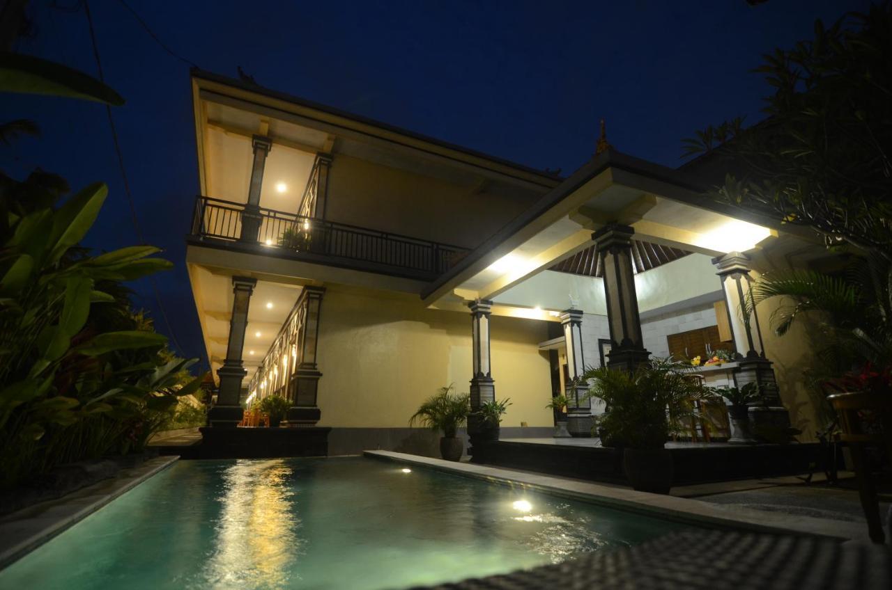 Kusuma Guesthouse チャングー エクステリア 写真